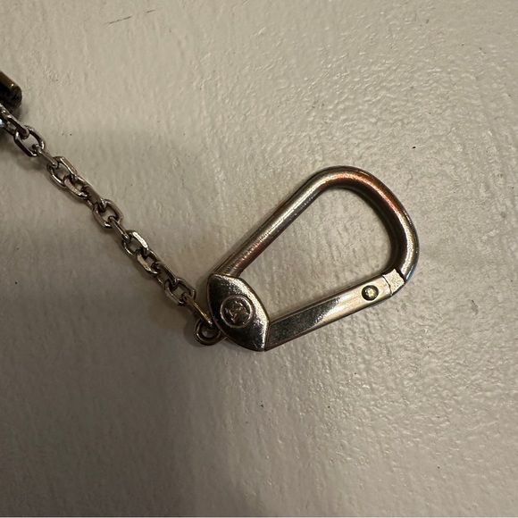 Louis Vuitton card case key chain - Picture 3 of 6